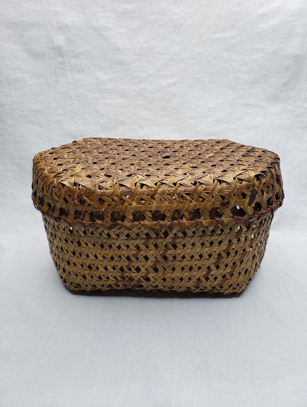 Brown Wicker Lidded Basket
